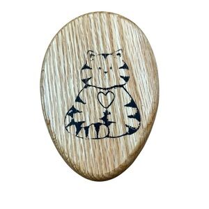 Vintage Amish Oak Towel Holder Cat Design NEW